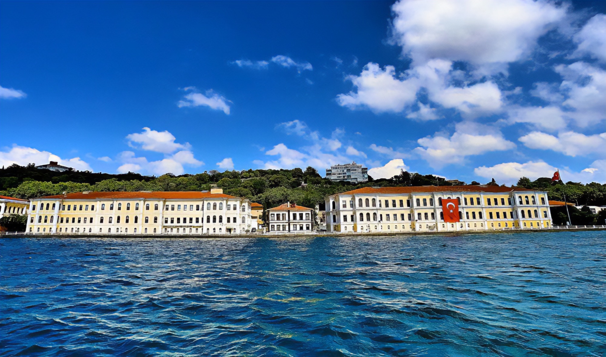 Kabataş kampüsü ve Boğaz
